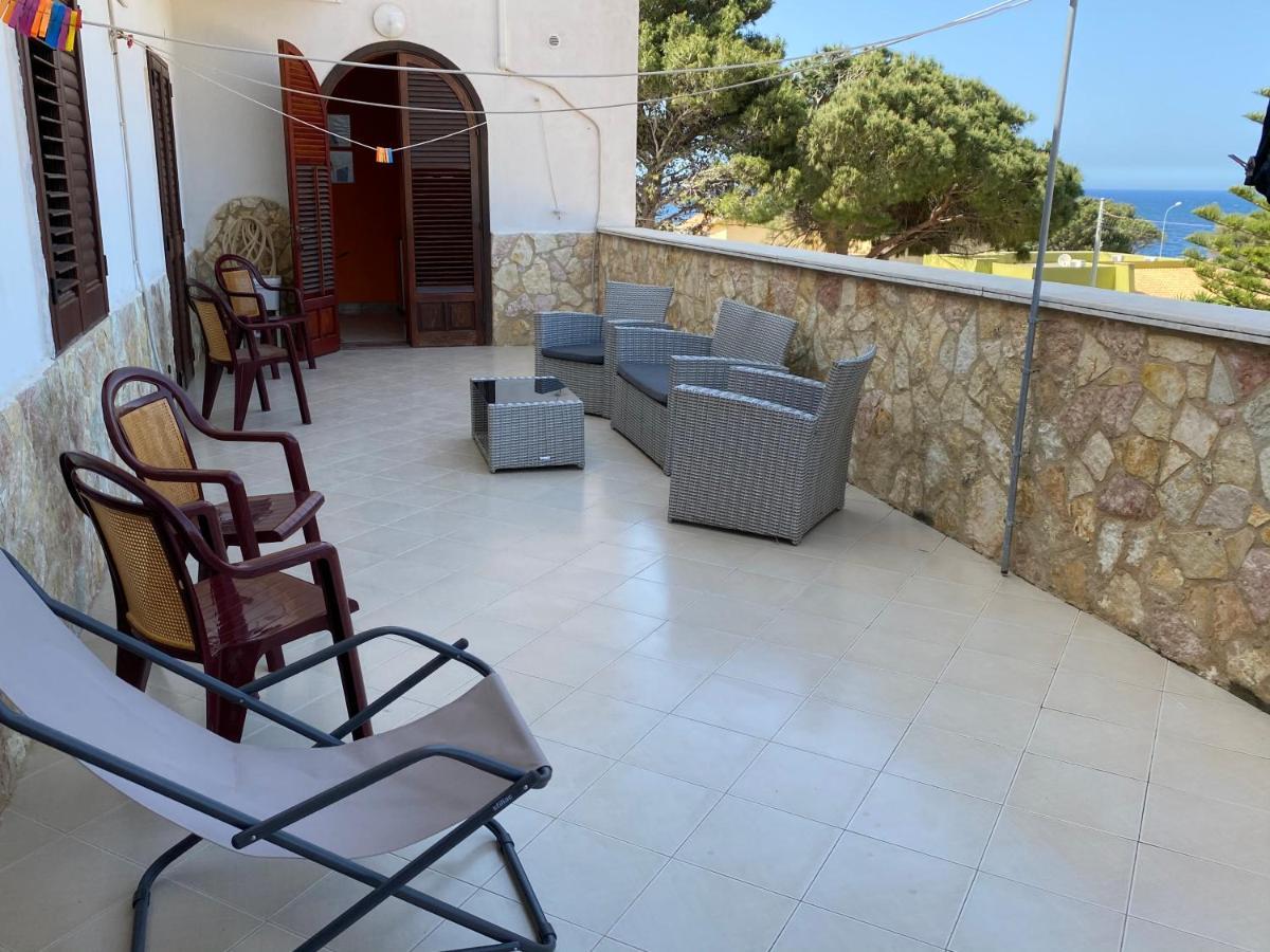 Orlando Vacanze Camere Ериче Екстериор снимка