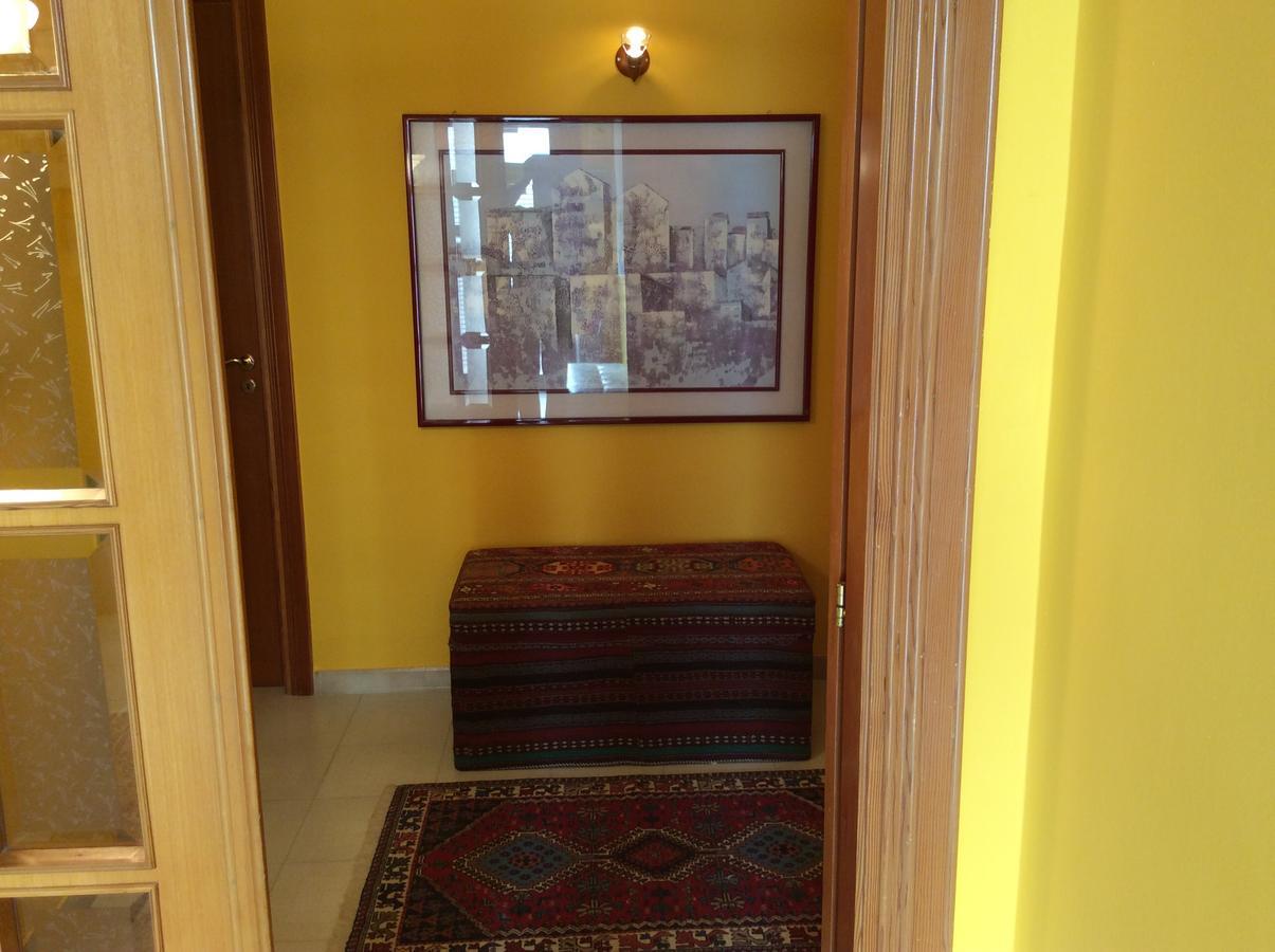 Orlando Vacanze Camere Ериче Екстериор снимка